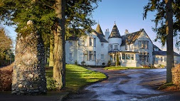 Cairn Lodge
